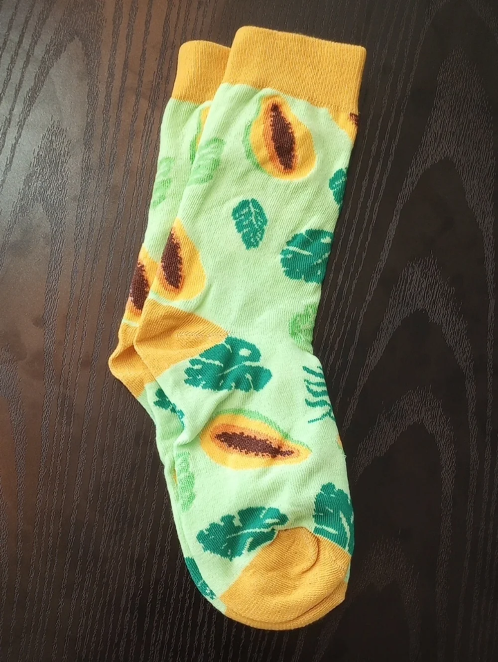 Tropical Papaya Crew Midcalf Socks Mustard Yellow Green